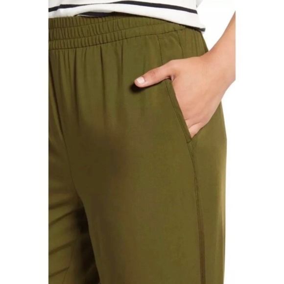 Madewell Dolphin Hem Track Trousers Cropped Pants on Olive Green / Brown - XS - Picture 4 of 7